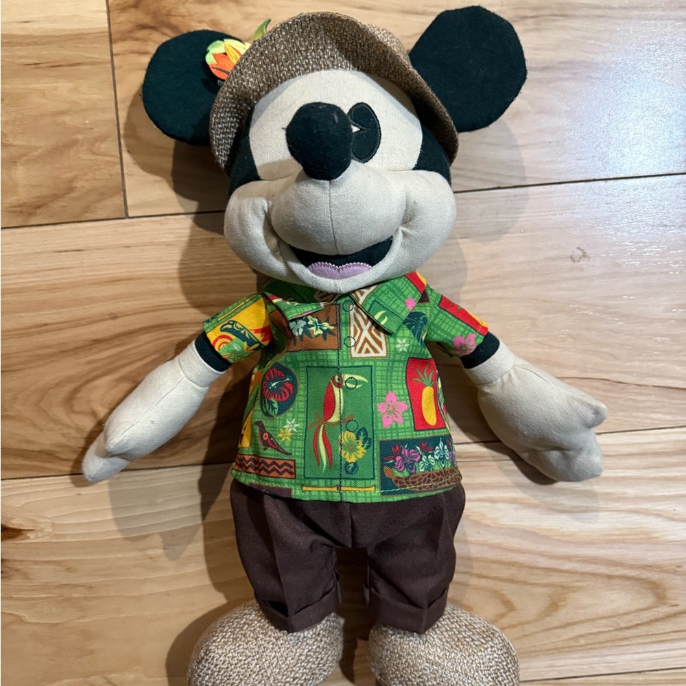 Disney plush- THE MAIN ATTRACTION MICKEY MOUSE TIKI ROOM - Picture 2 of 5